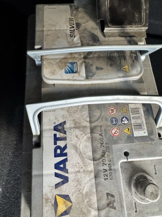 AGM акумулатор VARTA Silver Dynamic 12V 70Ah – ползван 2.5 години