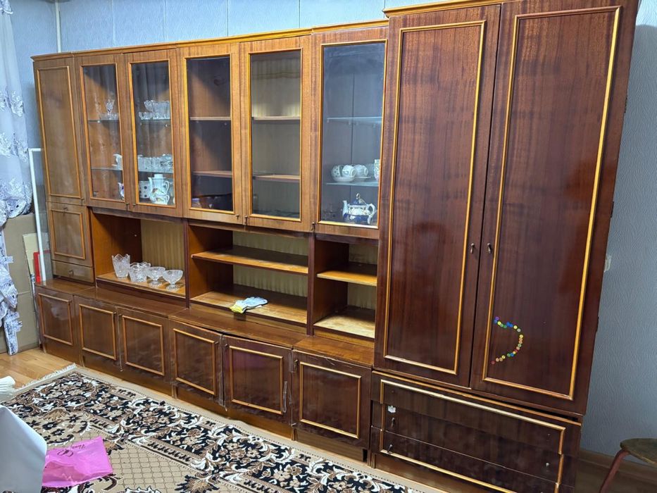 Стенка со шкафом