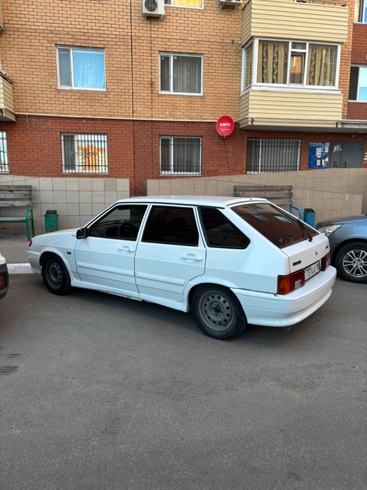 АвтоВаз 2114 в белом цвете