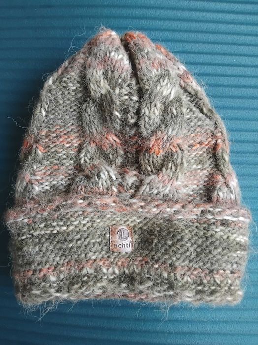 Луксозна Вълнена Зимна Шапка Achti