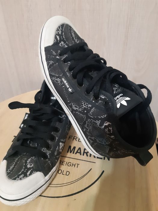 Дамски обувки Adidas