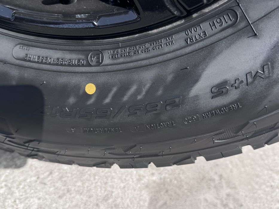 Cooper Discoverer AT 265/65 R17