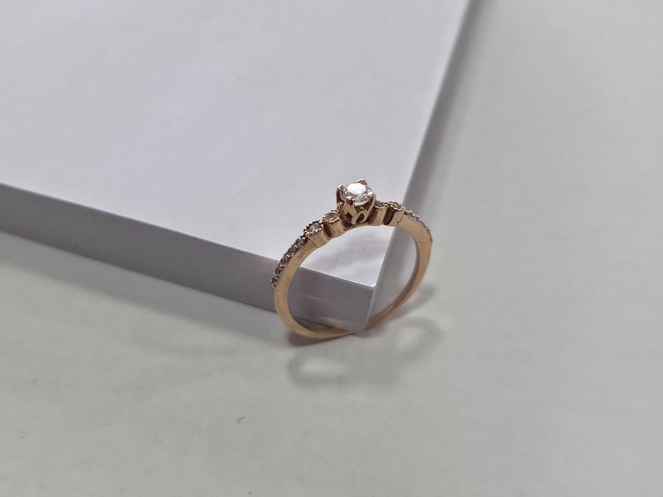 Дамски златен пръстен 14К 585 / 1,50 гр.