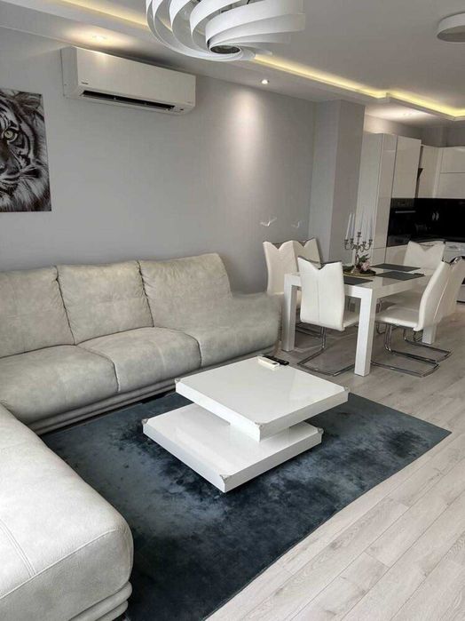 Продава се Тристаен апартамент в Пловдив, Тракия - 120 кв.м за 1058 €/кв.м - Снимка #2