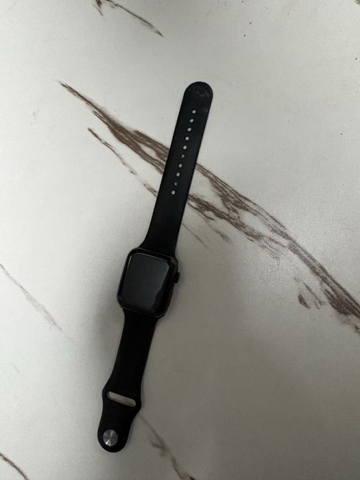 Apple Series SE 44 мм