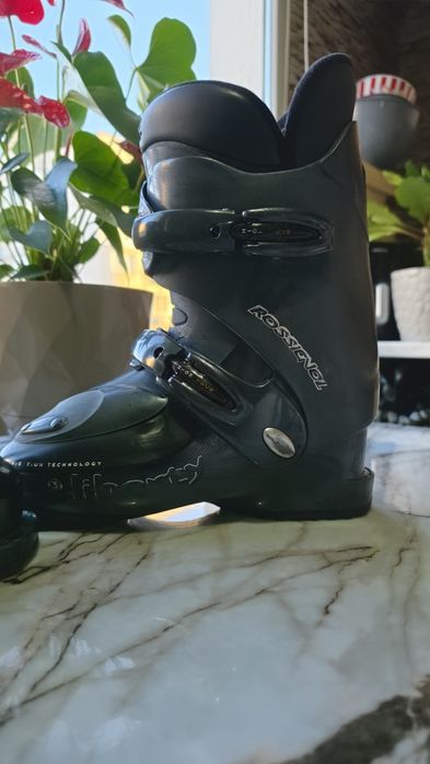 Ски обувки ROSSIGNOL