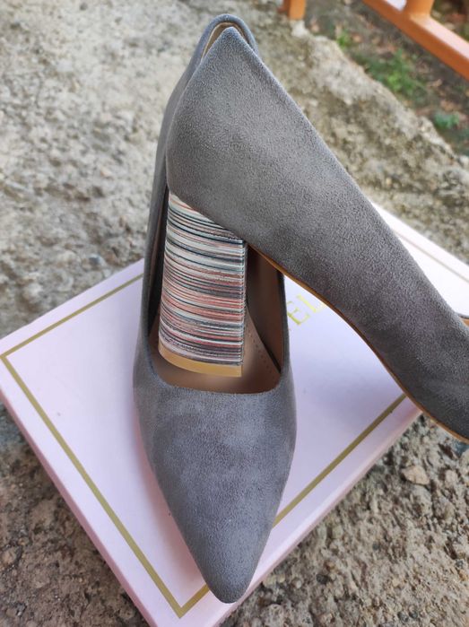 Нови дамски обувки