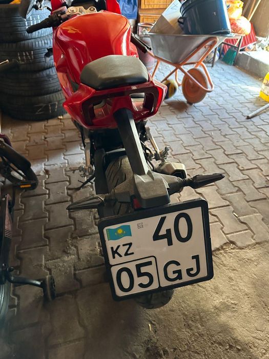 Мотоцикл под дукати электробайк