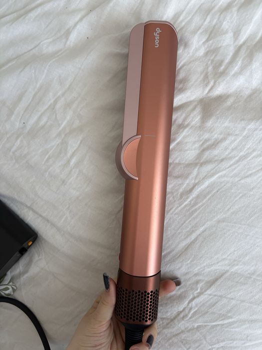 Dyson Airstrait 3 folosiri