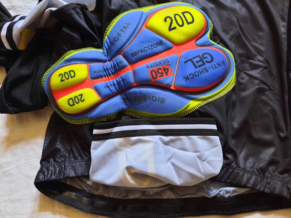 Echipament ciclism Mavic set pantaloni tricou