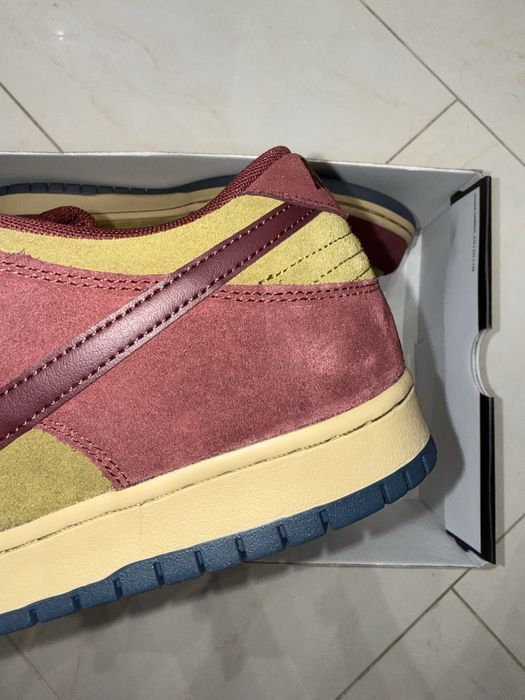 Обувки Nike Dunk Low SB “Dark Team Red Olive Flak” - размер 48.5