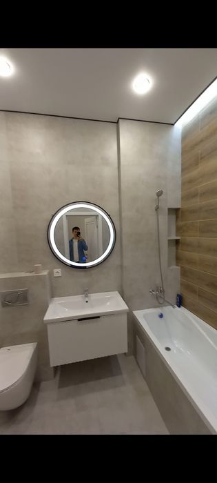 Кафелшик плиточник