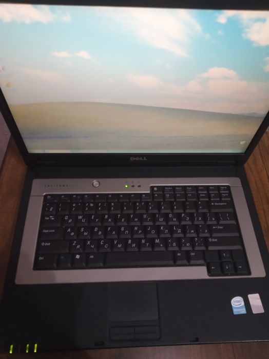 Ноутбук делл 120л