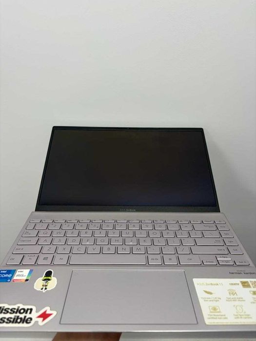 Asus ZenBook 13 UX325EA OLED i5 11th Gen / 8GB / 512GB SSD