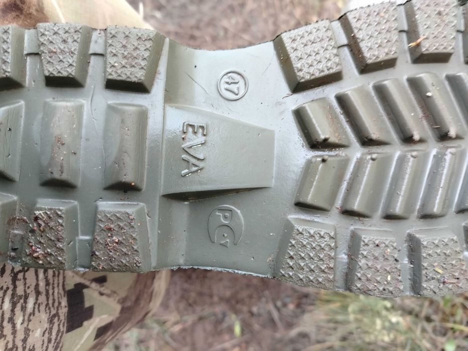 Сапоги рыбацкие.