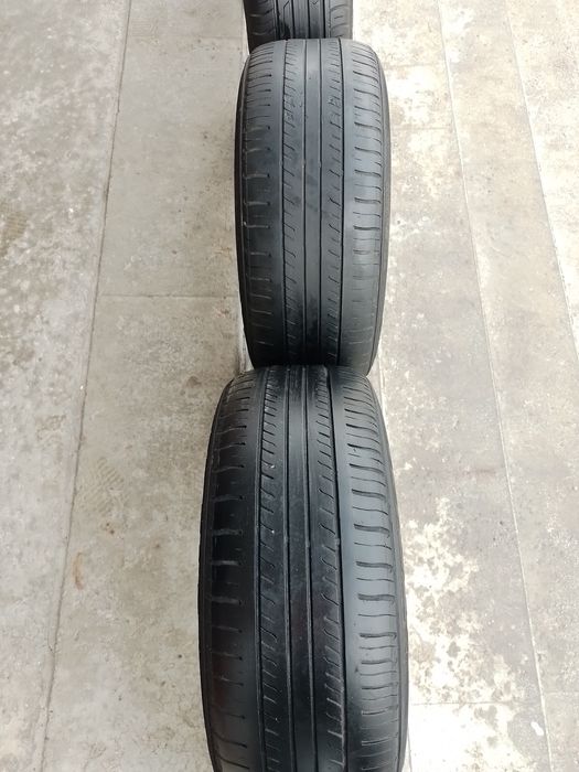 Продам б/у резину R15