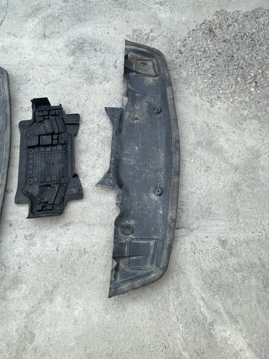 Мерседес 210 лупарик защитники