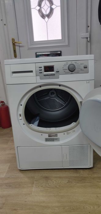 Uscator de haine Electra Bergenz de 7 kg Cu pompa de caldura