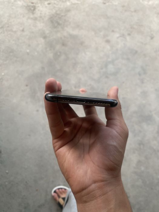 Iphone xs ортача холатда