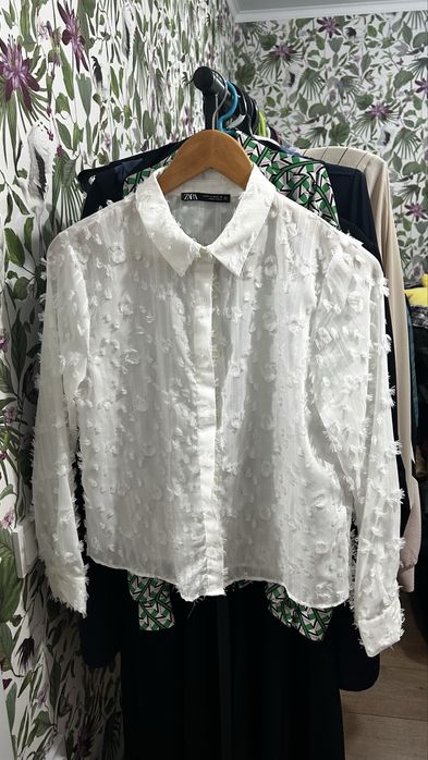 Блузка нарядная Zara