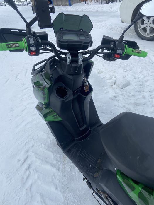 Продам скутер танк