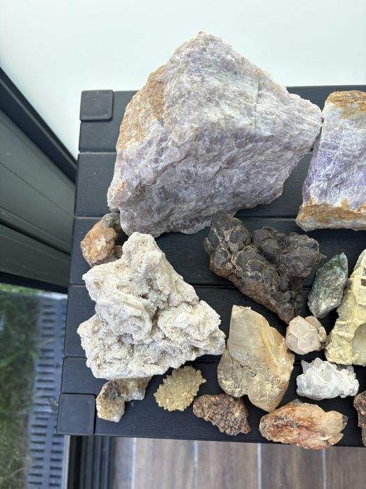 Лот минерали - аметист, кварц, планински кристал и други