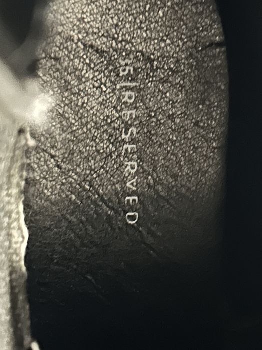 Сладурски боти Reservеd