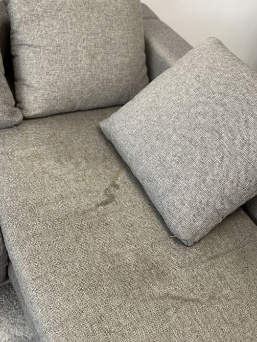 Canapea extensibilă gri + 5 perne, preț avantajos