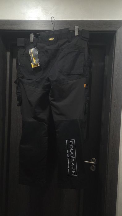 Snickers Нов оригинален Размер 58