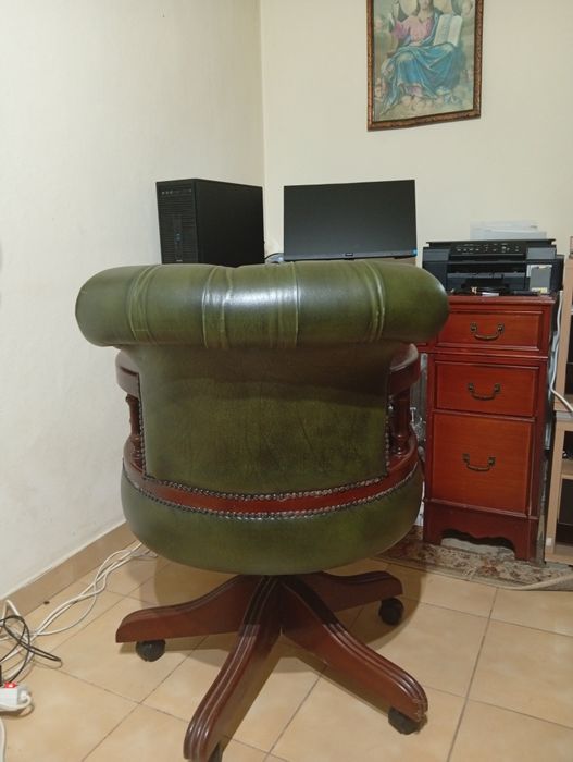 Scaun de birou din piele verde