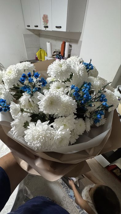 Продам цветы букет 8,000