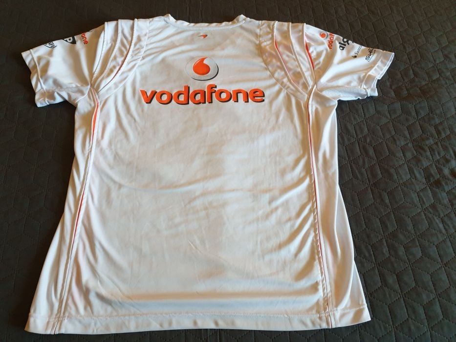 Tricou de barbati  -  100  lei.