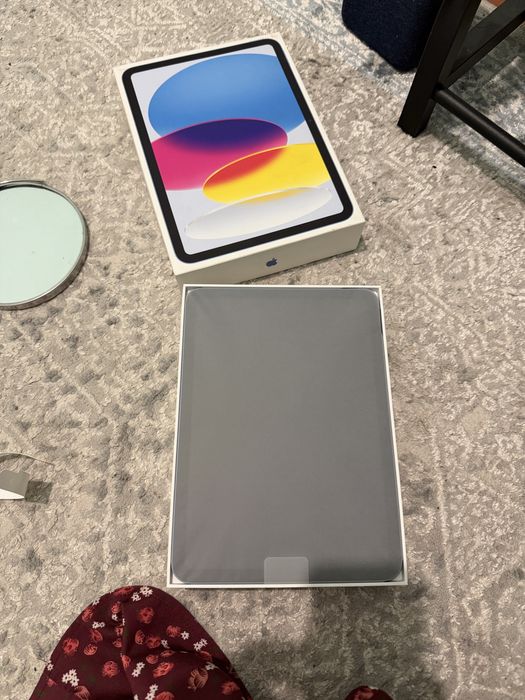 Планшет Apple iPad A16 11