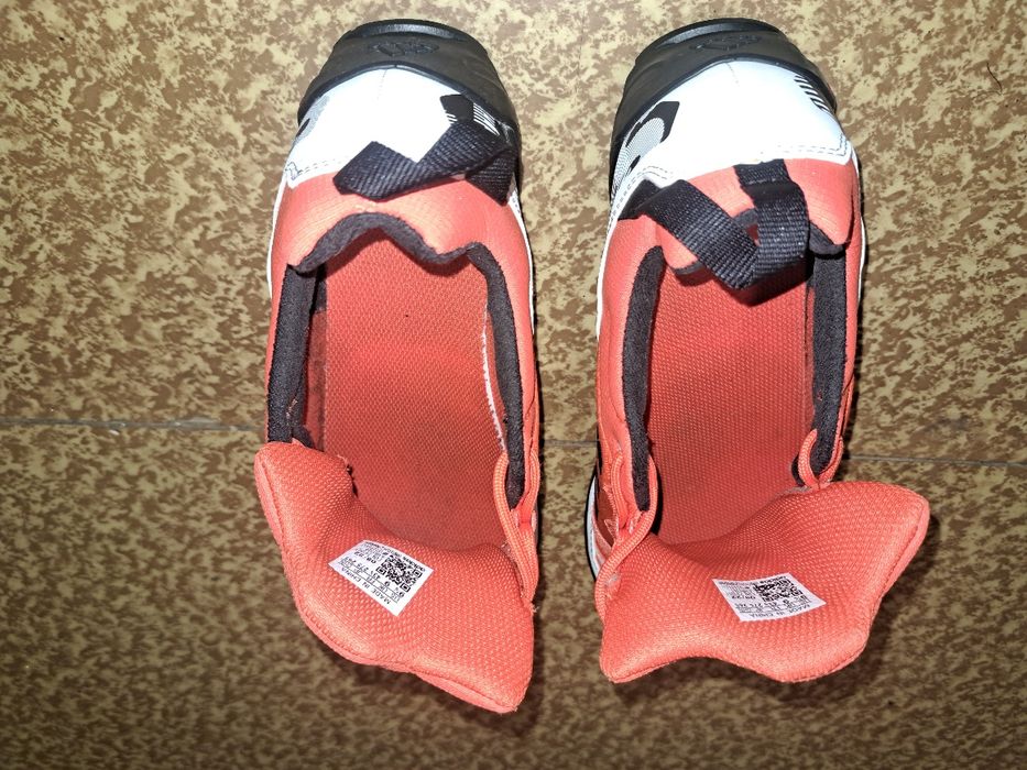 Adidas - 43 номер