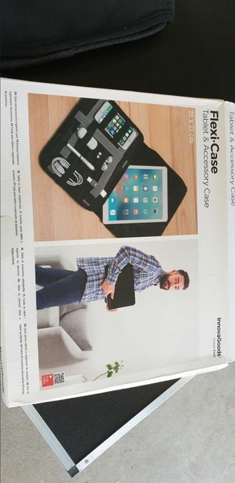 Husa pentru tabletă, cu organizator