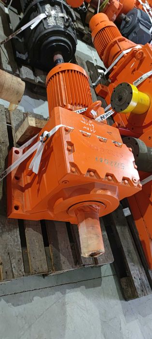 Motor electric trifazat cu reductor Bauer 11kW 6.4rpm