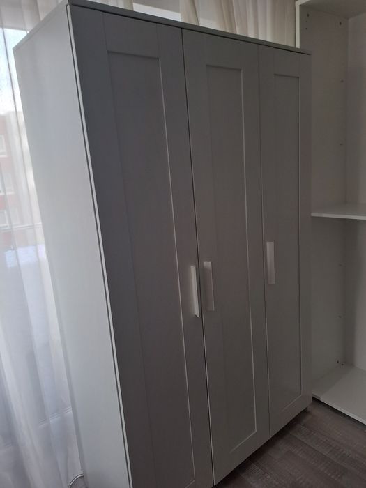 Dulap 3 usi Ikea