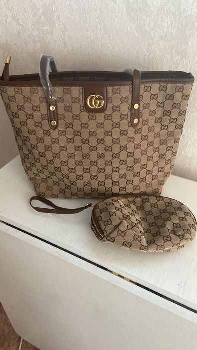 Шопер с косметичкой