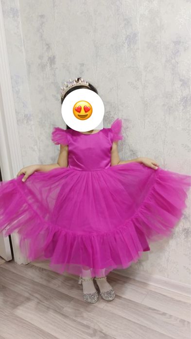 Прокат платьев