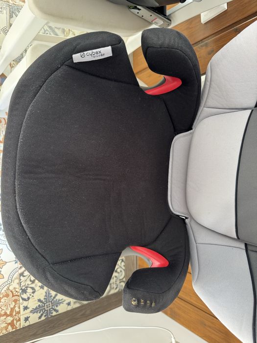 Два броя столчета за кола Cybex Solution M Fix SL, 15-36 кг