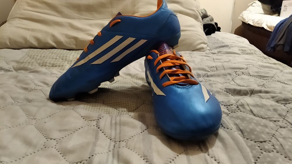 Бутонки Адидас f10 номерация: 38 2/3