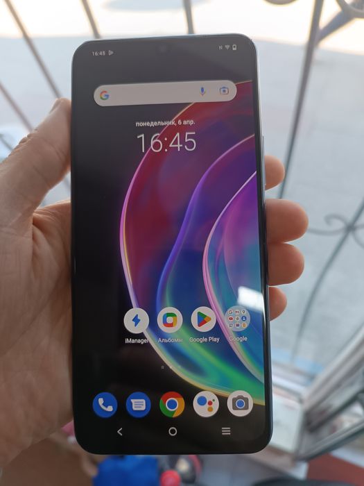 Vivo v21  продается