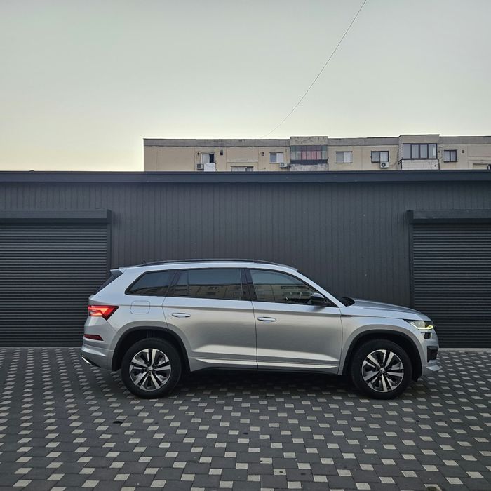 SKODA Kodiaq 2023 — imagine 5