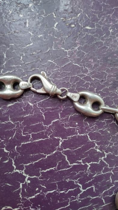 Красив сребърен ланец