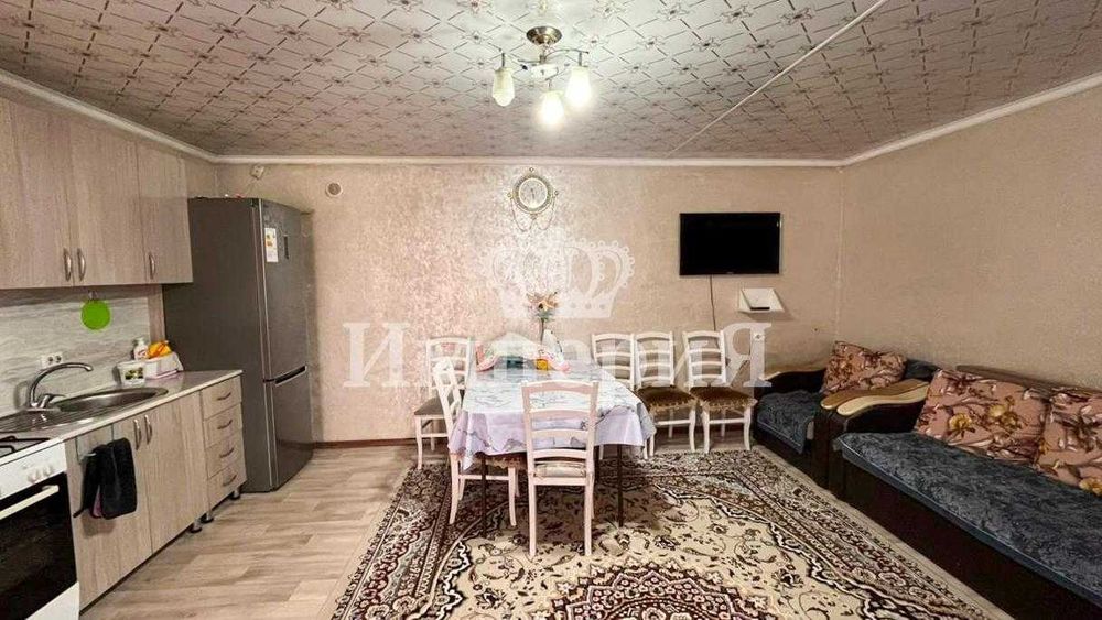 Дом 7 комнатный Санжар Империя