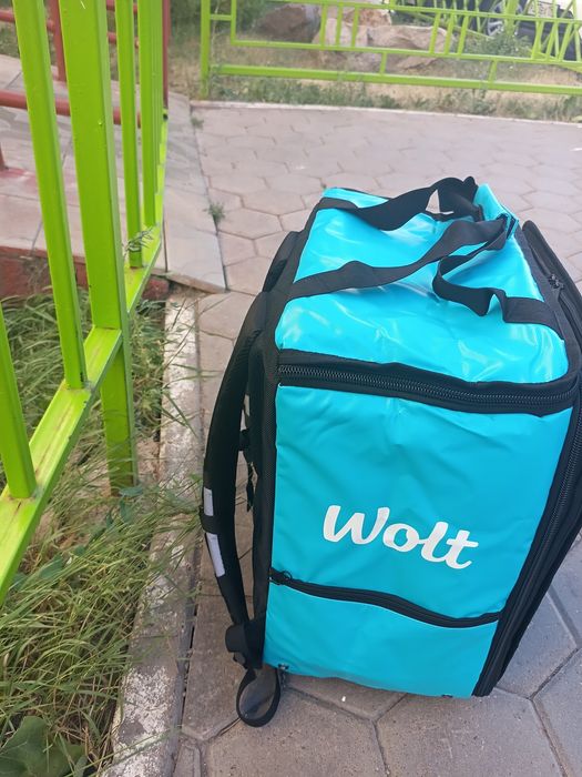 Продам термосумку Wolt