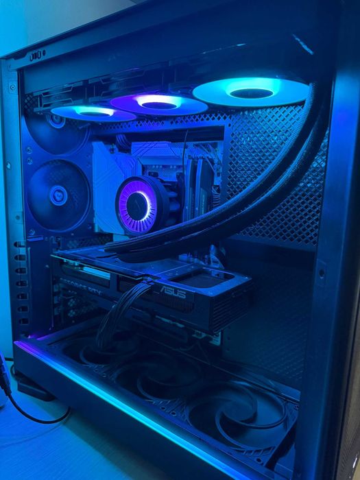 PC Gaming High-End: Ryzen 7 9850X3D | RTX 5080 16GB | 32GB DDR5 CL30