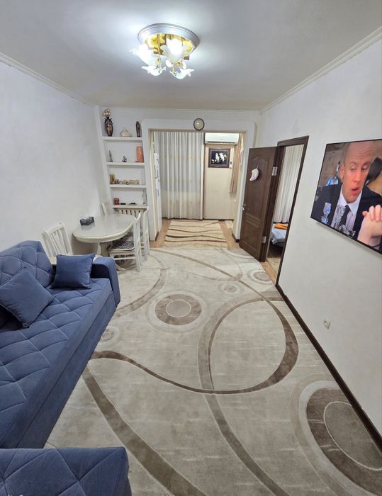 Ттз-2 Продается квартира 2в3/3/4 балкон 15х6 ор-р:Школа 248 Ширинбозор