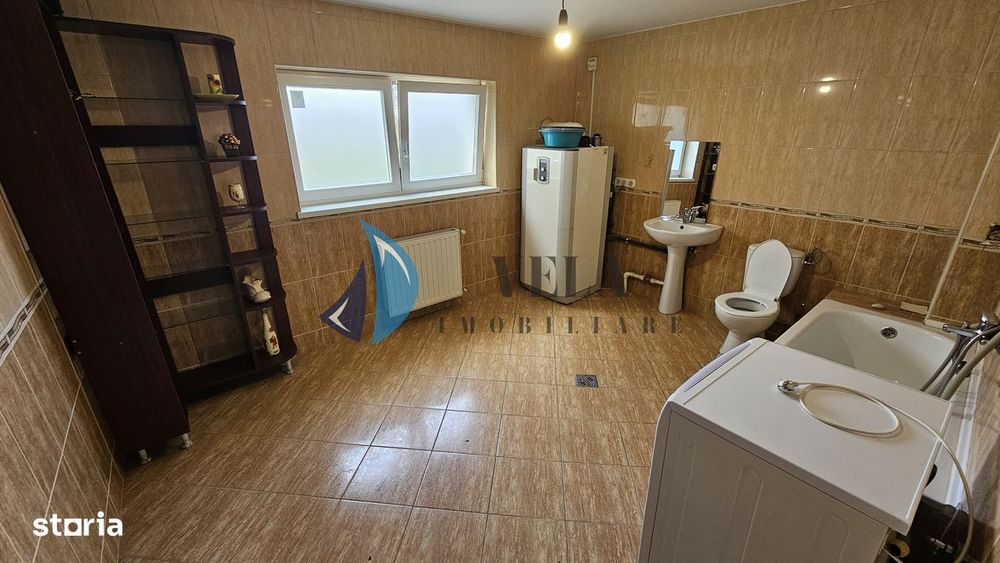 Casa 5 camere, garaj, zona Unirii
