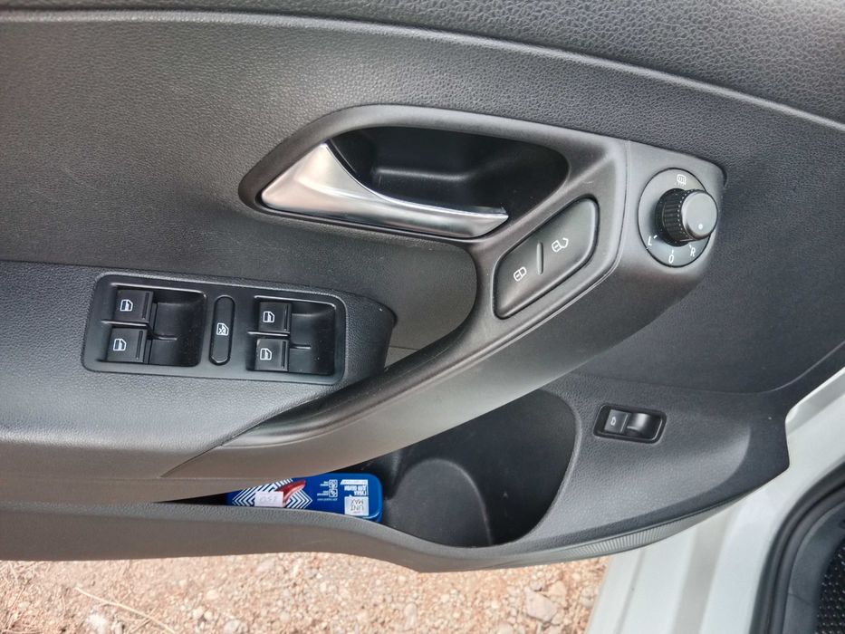 Volkswagen Polo sedan